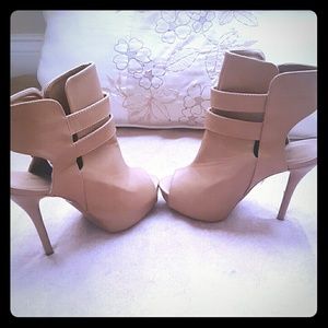 Wild Diva Nude Peeptoe Booties