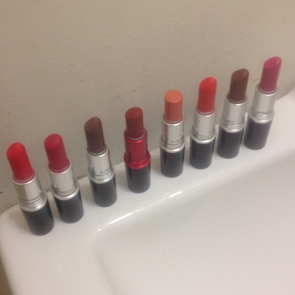 MAC COSMETICS MAC LIPSTICK 8 for $50