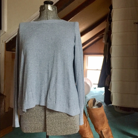 Banana Republic Tulip Back lightweight Sweater