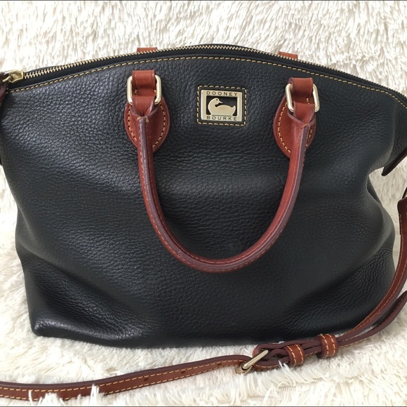 Dooney & Bourke Bag