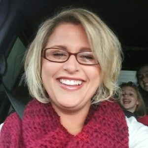 Meet your Posher, Charissa