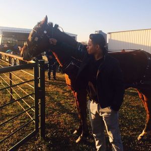 Meet your Posher, Alejandro