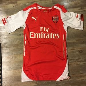 Arsenal home jersey 2014/2015 never worn size:L