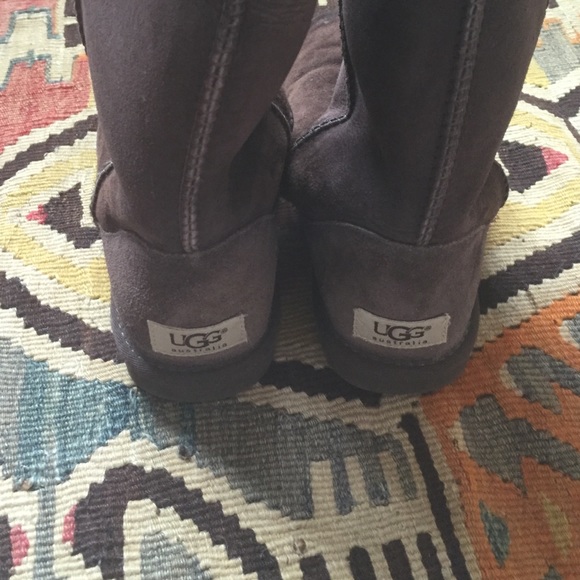 Tall Chocolate Brown Uggs
