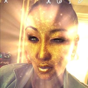 Meet your Posher, Raquel