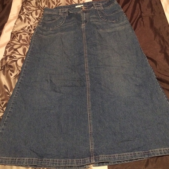 Cato Dresses & Skirts - Medium/dark wash denim Jean skirt