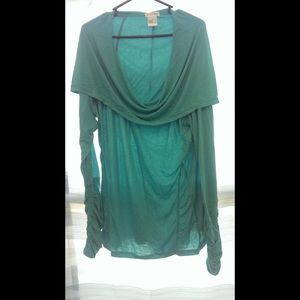 Brand new green active cowl neck tunic