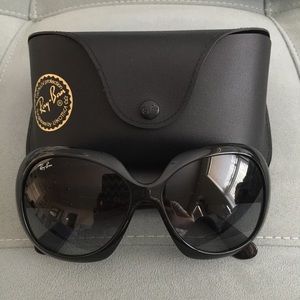 NWOT Authentic Ray-Ban sunglasses