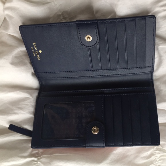 Kate Spade Wallet - Picture 3 of 4