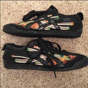 Onitsuka Tiger Asics Tennies women's size 5