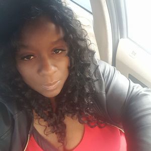 Meet your Posher, Beverly