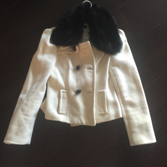 White wool coat with fur collar