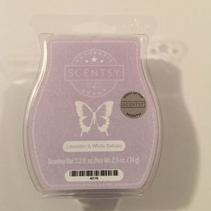 Scentsy Bar Lavender and White Balsam