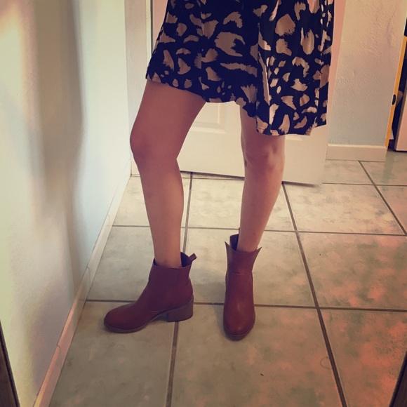 Tan- brown booties