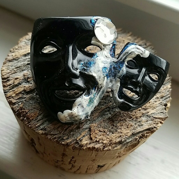 Vintage 80's brooch