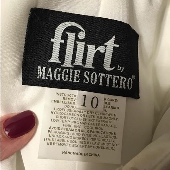 Prom dress - Picture 5 of 5