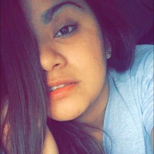 Meet your Posher, Aracely