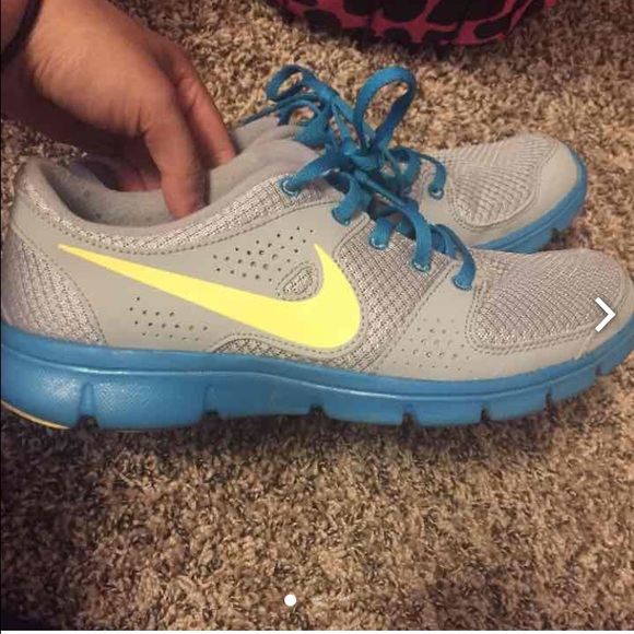 Nike shoes size 8.5