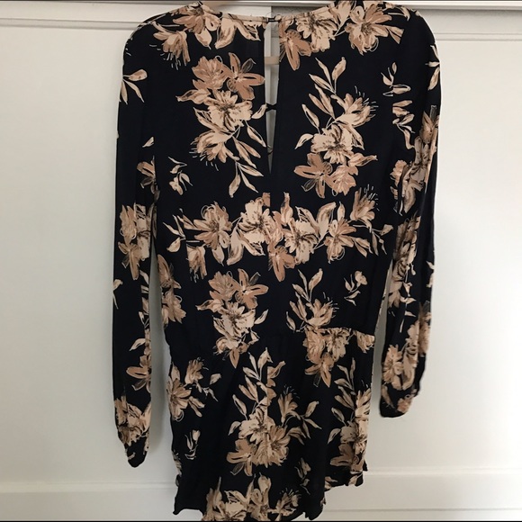 Mahina romper - Picture 2 of 3