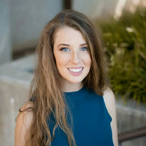 Meet your Posher, Kate - Picture 1 of 1