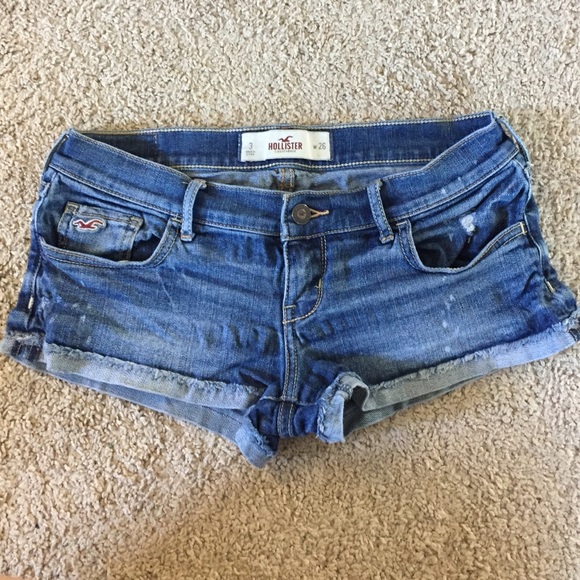 HOLLISTER LOW JEAN SHORTS