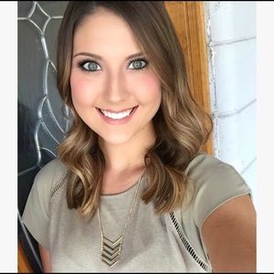 Meet your Posher, Mallory