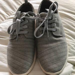 TOMS sneakers size 8