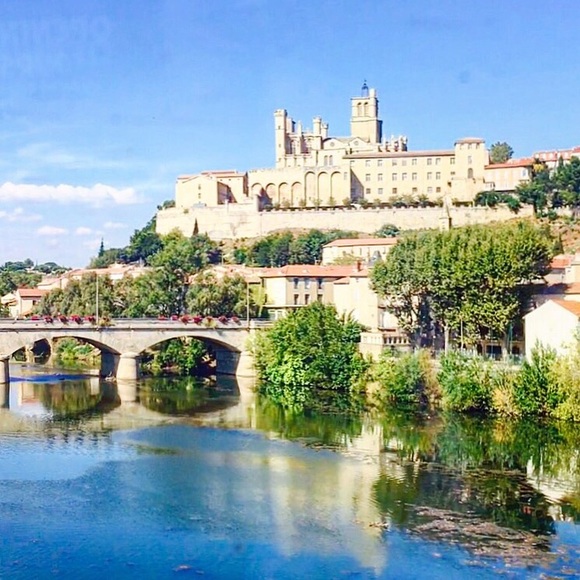 Meet your Posher, Alicia