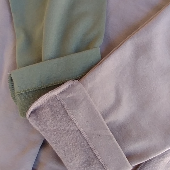 COZY fleece lined long sleeve top under 24 - Picture 2 of 3