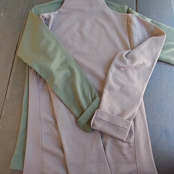 COZY fleece lined long sleeve top under 24 - Picture 3 of 3