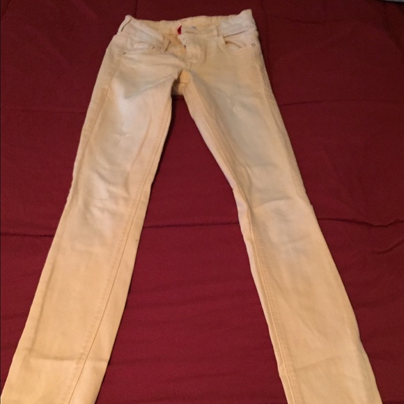 Skinny light orange jeans