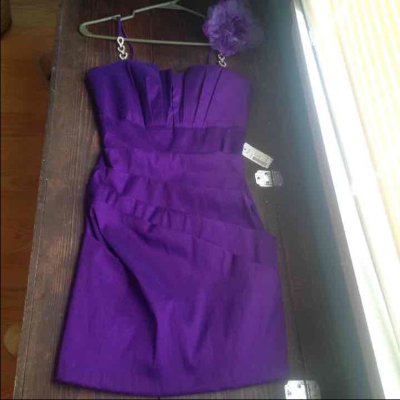 Gorgeous above the knee dress