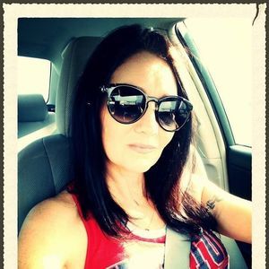 Meet your Posher, Cherie