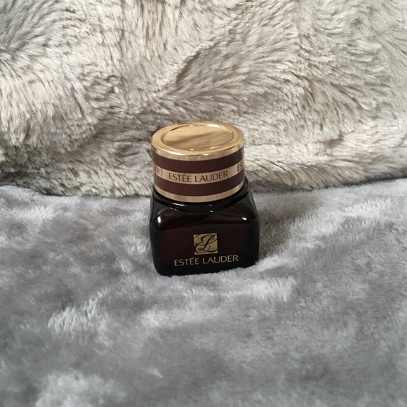 Advanced Night Repair Eye cream - Picture 2 of 4