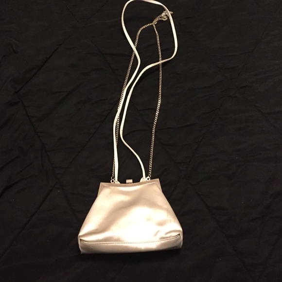 Purse - Picture 1 of 2