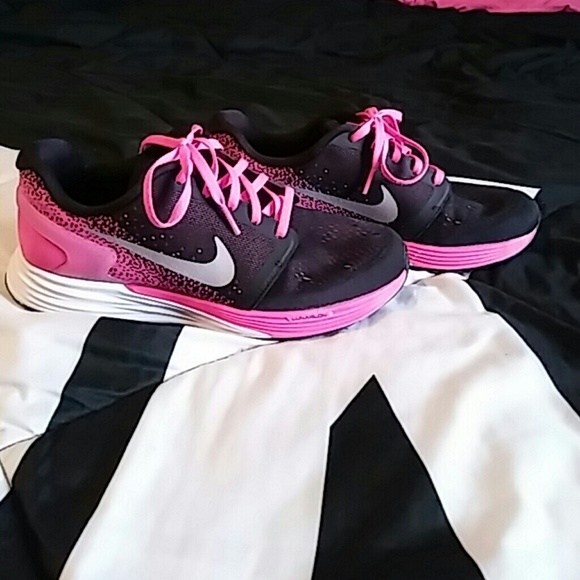 Nike 6.5y - Picture 1 of 4