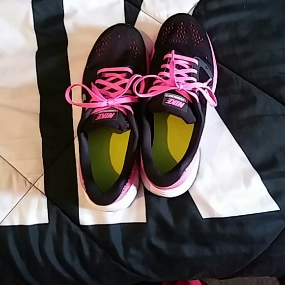 Nike 6.5y - Picture 4 of 4