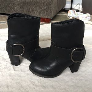 7.5 heeled booties