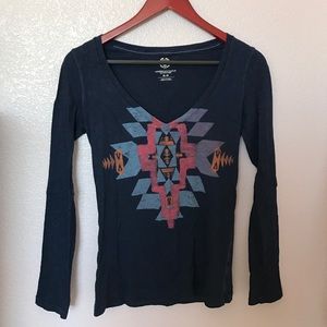 American eagle navy blue long sleeve v-neck