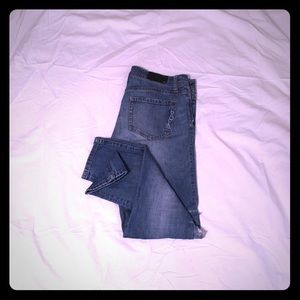 GENETIC Denim Raquel Mid Rise Crop Cigarette Jean