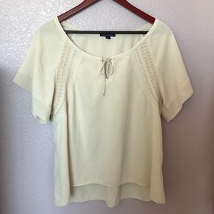 DONATING SOON American eagle flown top