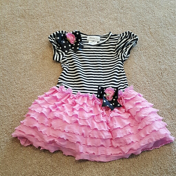 Girls dress