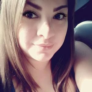 Meet your Posher, Elisa