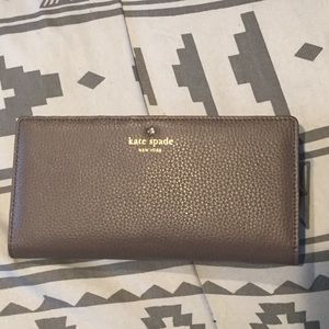 NWT Kate Spade Large Stacy Wallet- Lowest Price❗️