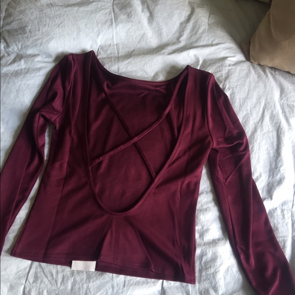 Maroon H & M open back shirt