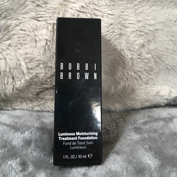 Luminous Moisturizing Treatment Foundation