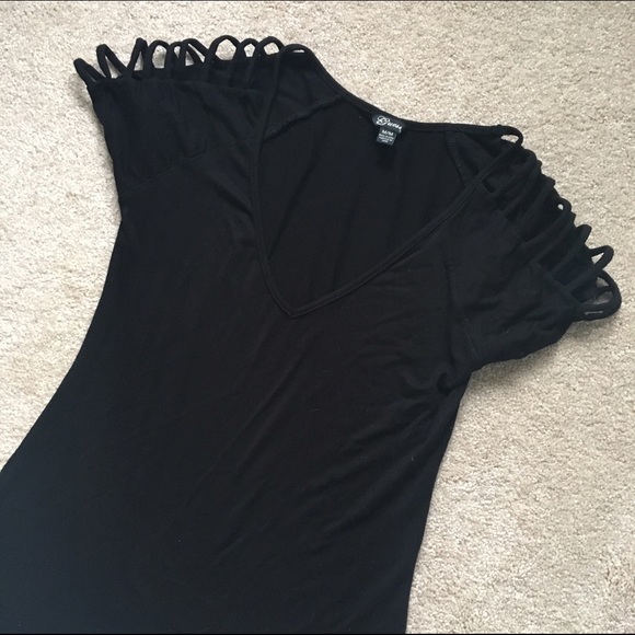 Black Guess Top