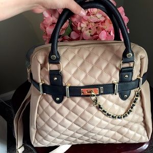 👜✨ Steve Madden Bag Chain Padded Tan Black 👜