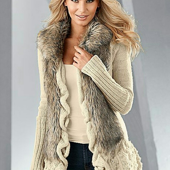 VENUS sweater