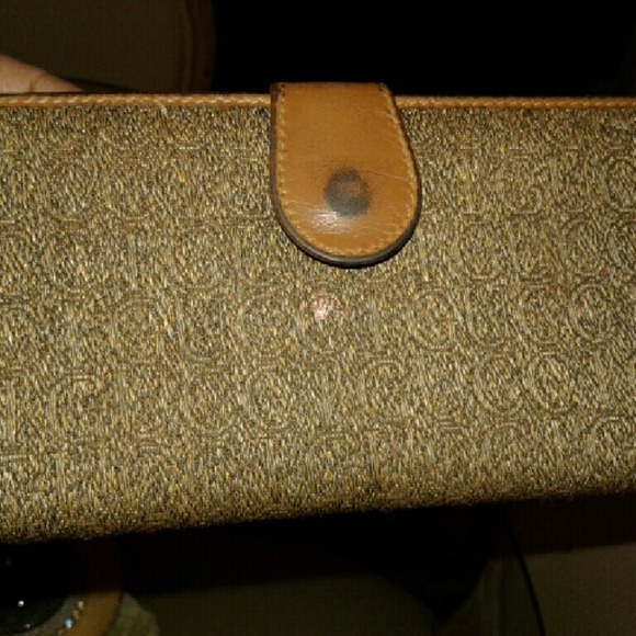 Gucci wallets(SOLD)!!!! - Picture 3 of 4